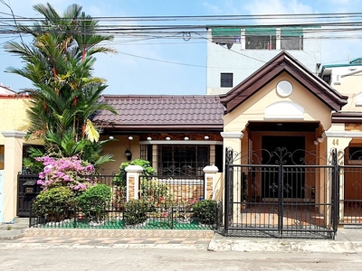 3 Bedroom House and lot for rent in Christina Village, Moonwalk, Parañaque