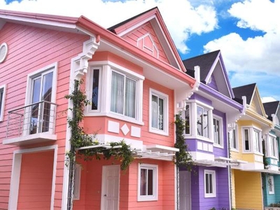 3 Bedroom Townhouse Fully Furnished in Batangas for rent