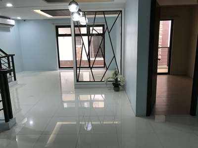 4 bedroomTownhouse For Sale at 18th Ave P. Tuazon Cubao Quezon City