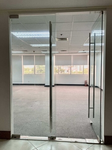 For Rent: Light-filled office unit, Acacia Madrigal Business Park Muntinlupa