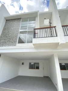 For Sale 3 Bedrooms Modern Townhouse in Fairview, Quezon City