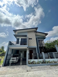 house & lot 4 bedroom for sale near tagaytay