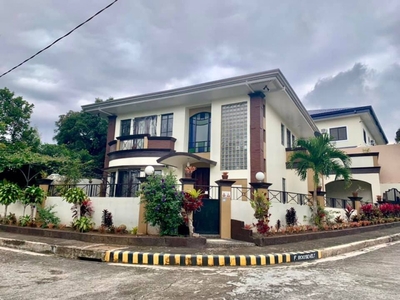 House & Lot For Sale Royale Tagaytay Estates