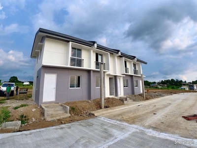 Townhouse End Unit House and Lot For Sale in Malvar near Lima