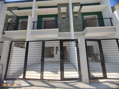 Townhouse For Sale in Camella 5 Subd. Las PInas