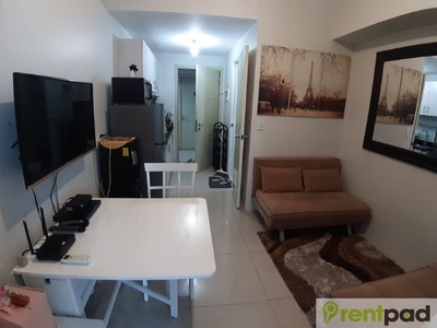 Fully Furnished 1BR for Rent in Makati near Salcedo Village