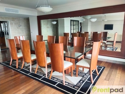 Furnished 3BR Nice View at One Roxas Triangle Makati