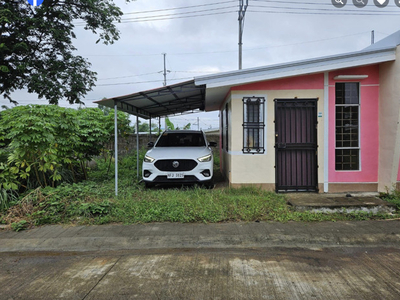 Townhouse For Sale In Santa Teresita, Santo Tomas