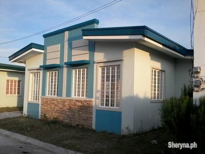 Bungalow house and lot 2 bedrooms rush for sale