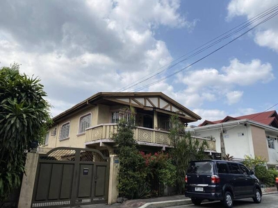 House For Sale In East Kamias, Quezon City