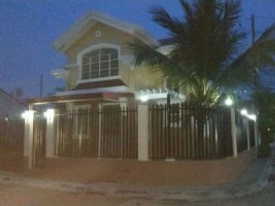 3BR Fully Fenced Single Detached House and Lot for Rent