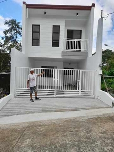House For Sale In Silangan, San Mateo