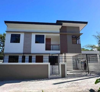 House For Sale In Tagaytay, Cavite