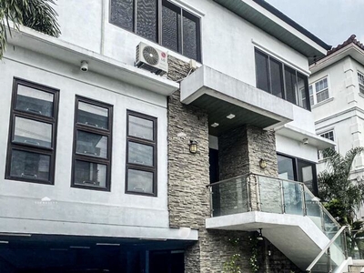 Townhouse For Rent In Mckinley Hill, Taguig
