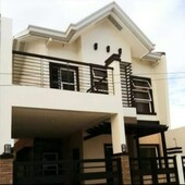 4 Bedrooms Single Attached House in Patricia Executive Village Bacoor Cavite near SM Bacoor