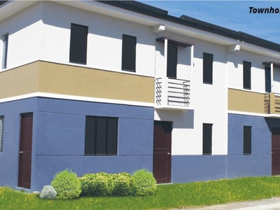 2BR Townhouse House and Lot Fully Finished Lilipatan Na Lang