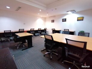 32-SQM Serviced Office for Rent in Makati 10-Pax