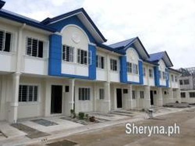 Townhomes Cainta