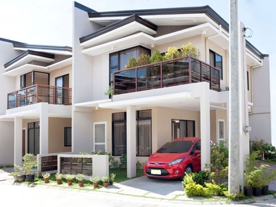 For Sale 3 Bedrooms 2 Bathroom House and Lot in Talisay Single Attached