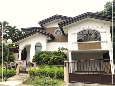 4 Bedroom Well Maintained House For Rent in Ayala Alabang Muntinlupa