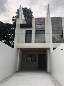 Brand new Townhomes for sale in Tandang Sora QC (Near UP Diliman/ Ateneo)