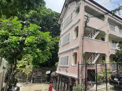 Apartment For Sale In Banawa, Cebu