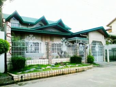 House & Lot with 3 Door`s Apart. For Sale Philippines