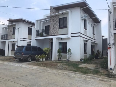 House For Sale In Barangay Iv, Santo Tomas