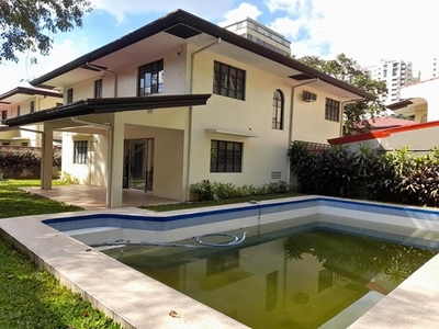 Townhouse For Rent In Moa, Pasay