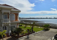 4 Bedroom Beachfront House for rent facing Bohol Strait