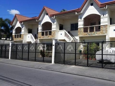 Apartment For Sale In Amsic, Angeles