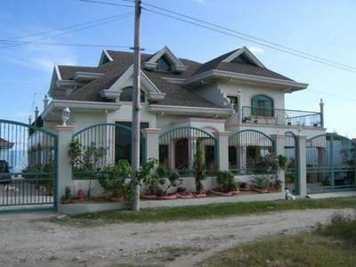 3 STOREY RESORT STYLE HOUSE For Sale Philippines