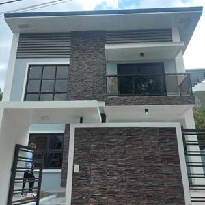 House For Sale In Outlook Drive, Baguio