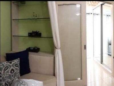 Makati 1 bedroom w/balcony for sale at Jazz Residences