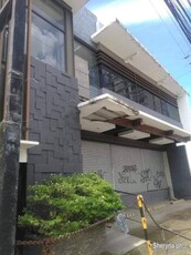 For Sale! Commercial Building With warehouse in Mandaue City