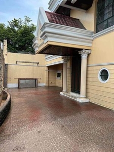 House For Rent In South Triangle, Quezon City