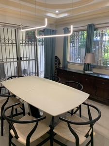 Townhouse For Rent In Salcedo Village, Makati