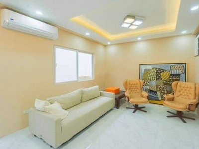 Townhouse For Sale In Ortigas Avenue, Pasig