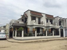 Selling Price 4M negotiable. Location Villa Hermano Sta Lucia Novaliches Quezon City