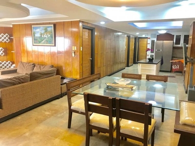 FULLY FURNISHED 4BR CONDO FOR RENT (IN FRONT OF CCP COMPLEX NEAR STARCITY)