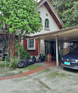 House For Sale In Pinagkaisahan, Quezon City