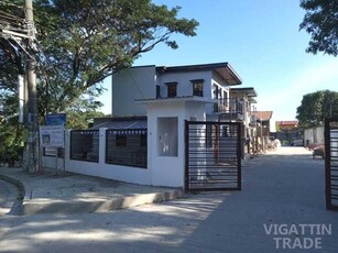 House For Sale in Meadowood Executive Village Bacoor Cavite