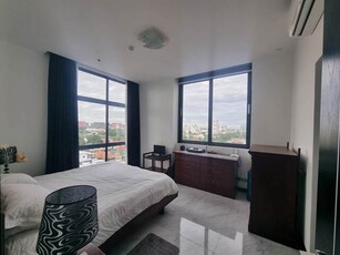 Amsic, Angeles, Condo For Sale