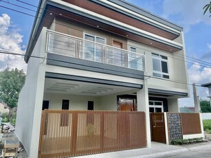 , Angeles, House For Sale
