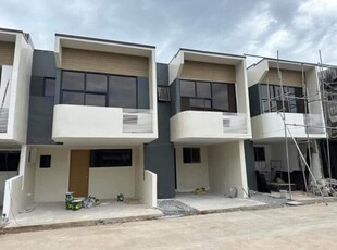 Townhouse For Sale In Dela Paz, Antipolo
