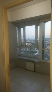 2 Bedroom Condominium For Rent Mezza Residences, Quezon City