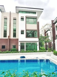 Whole Duplex House in Barangka Drive Mandaluyong City for Sale