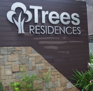 Cheap condo for rent in Trees Residences