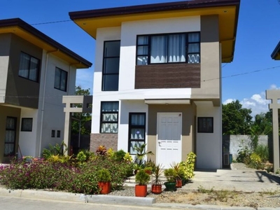 House for rent in Vizkaya Subdivision, Minglanilla with 24/7 guards on juty