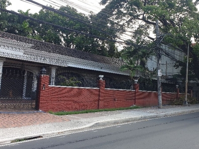 Rush Sale House in Xavierville Avenue Loyola Heights Quezon City